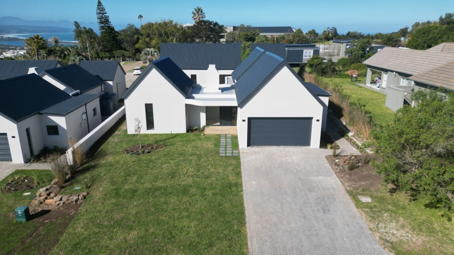 4 Bedroom Property for Sale in Baron View Western Cape